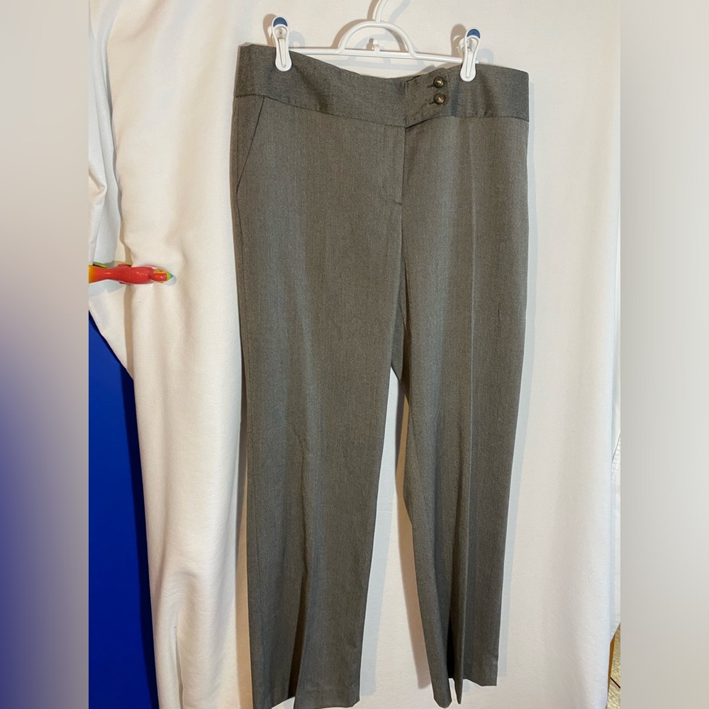 Apt 9 modern fit dress pants, size 12 NWT